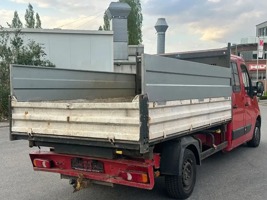 Gebraucht Opel Movano 125 PS (91 kW) 2015 Rot Van / Kleinbus