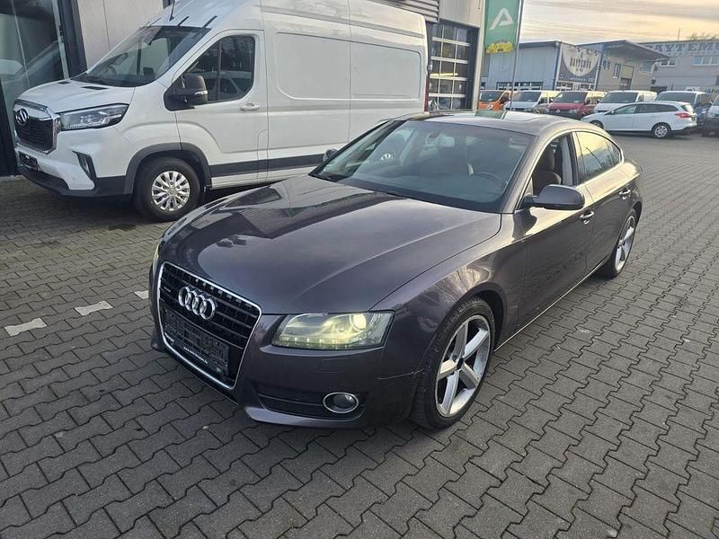 Grau Gebraucht 2010 Audi A5 Sportback Sport Kleinwagen | 6.850 € (Fairer Preis) - Bild 1/4