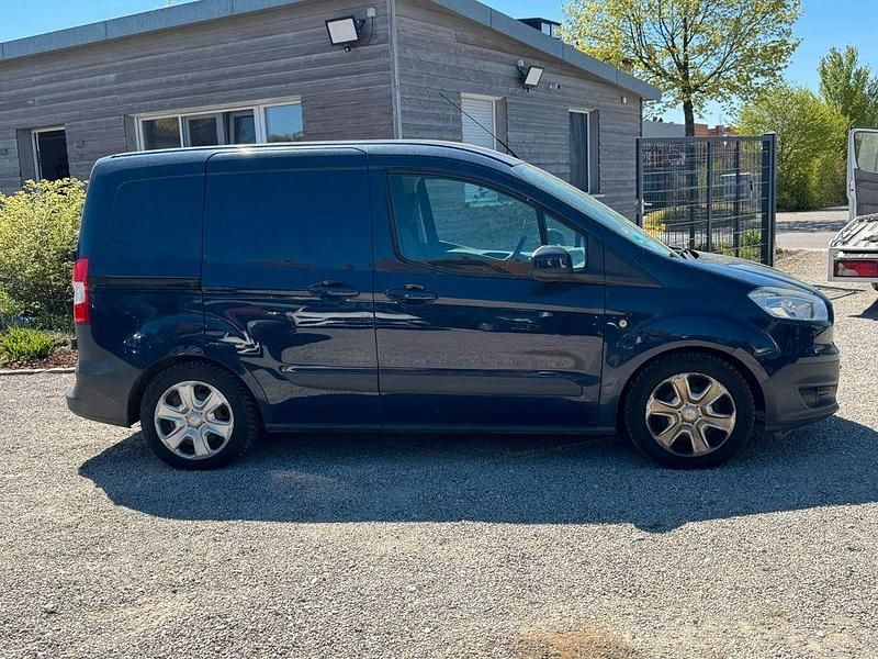 Second-hand Ford Transit Trend 97 CP (71 kW) 2016 Albastru Monovolum
