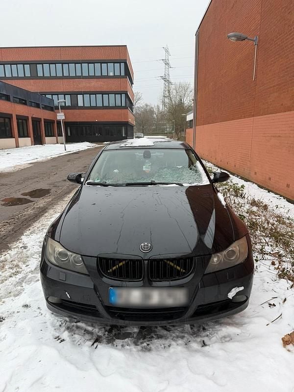 Gebraucht BMW 330 231 PS (169 kW) 2007 Schwarz Limousine