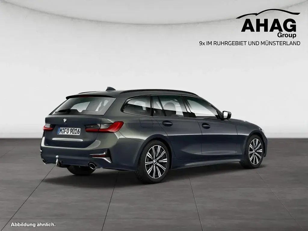 Używany BMW 330 Efficient Dynamics 258 KM (189 kW) 2021 Czarny Kombi