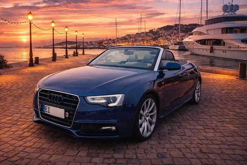 Gebraucht Audi A5 Cabriolet Ambiente 177 PS (130 kW) 2015 Blau Cabrio