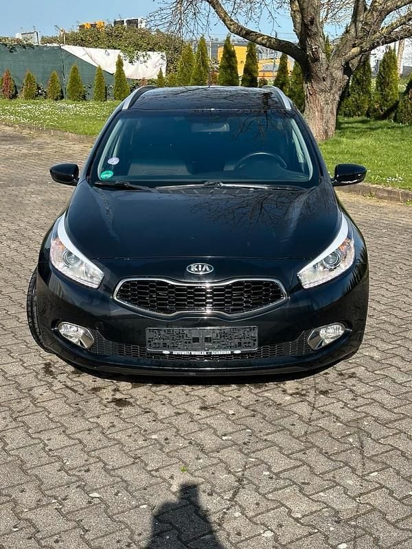 Schwarz Gebraucht 2013 Kia Ceed Kombi | 6.650 € (Fairer Preis) - Bild 1/4
