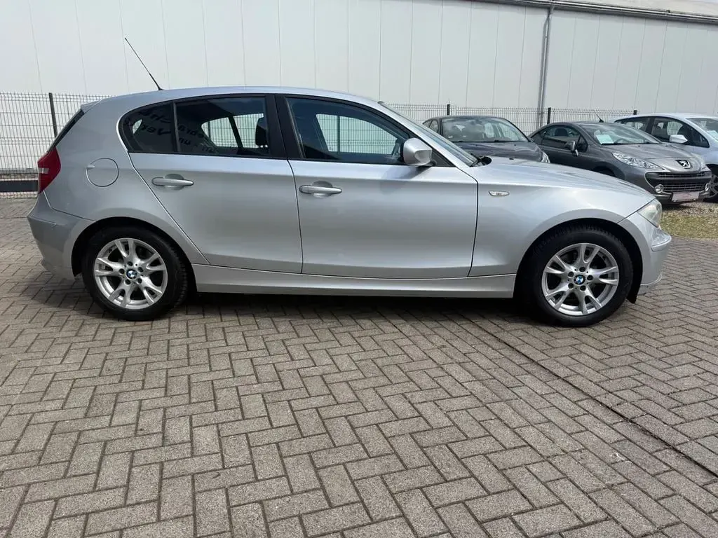 Gebraucht BMW 116 122 PS (89 kW) 2010 Andere Kleinwagen