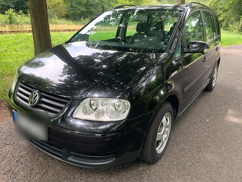Schwarz Gebraucht 2003 VW Touran Van / Kleinbus | 3.100 € (Etwas zu teuer) - Bild 1/4