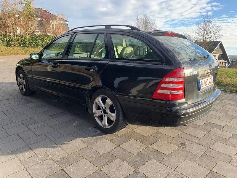 Gebraucht Mercedes C280 231 PS (169 kW) 2005 Schwarz Kombi