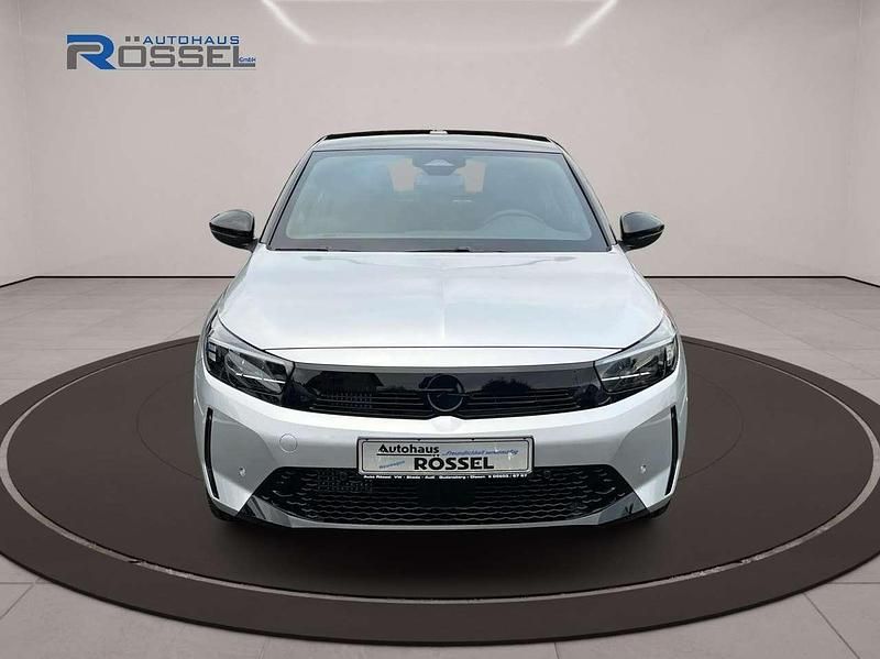 Neu Opel Corsa 101 PS (74 kW) 2025 Silber dach schwarz Limousine