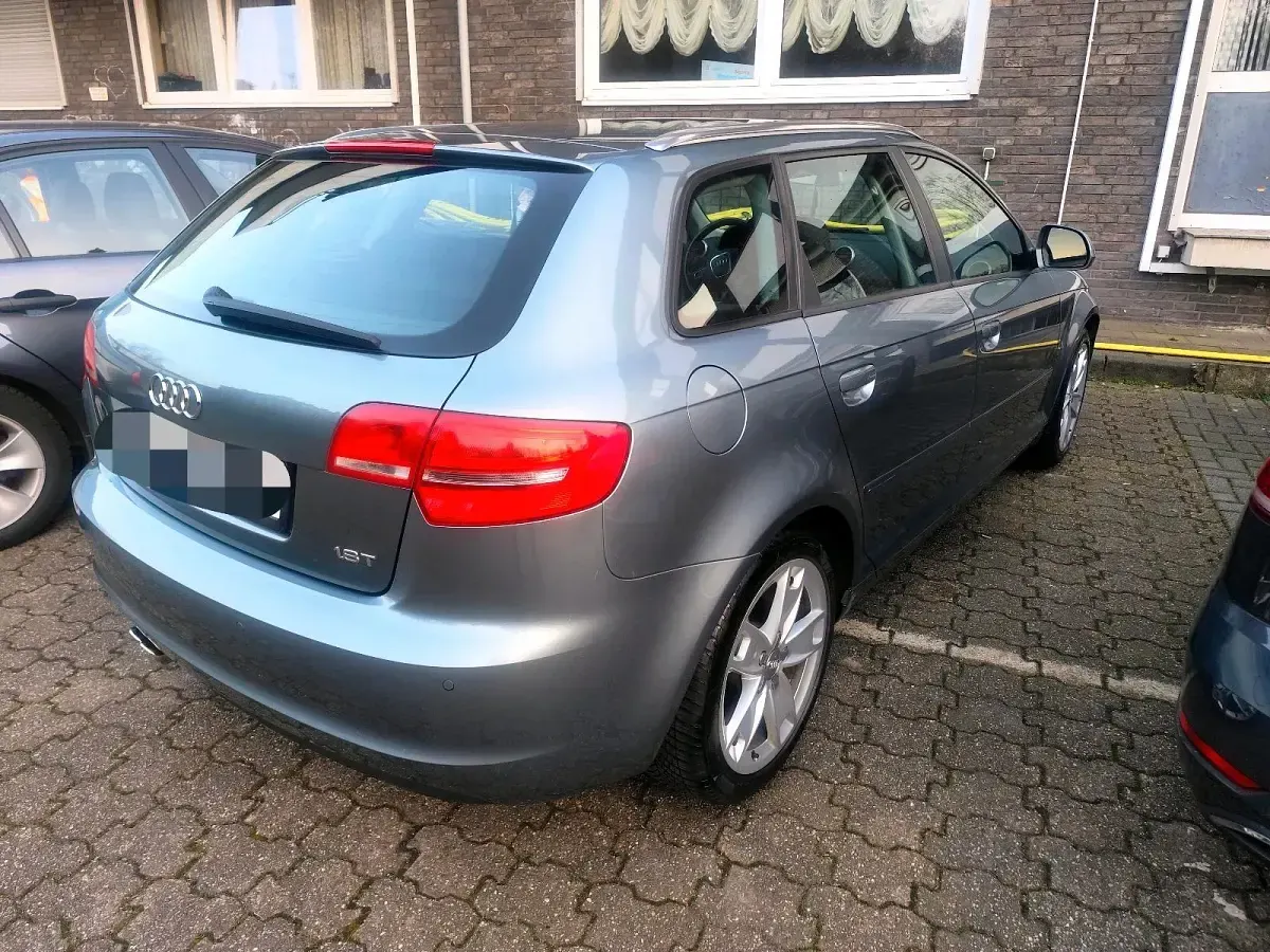 Gebraucht Audi A3 160 PS (117 kW) 2009 Grau Kleinwagen