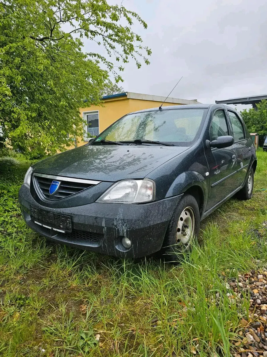 Gebraucht Dacia Logan 75 PS (55 kW) 2008 Grau Limousine