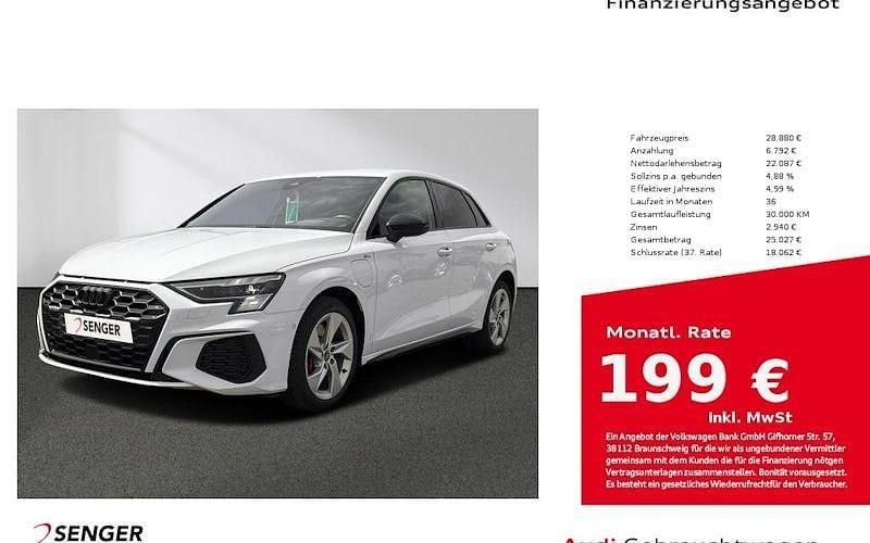 Weiß Gebraucht 2022 Audi A3 Sportback e-tron S-Line Limousine | 28.880 € (Fairer Preis) - Bild 1/4