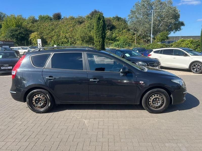 Gebraucht Hyundai i30 Edition+ 126 PS (92 kW) 2009 Schwarz Kombi