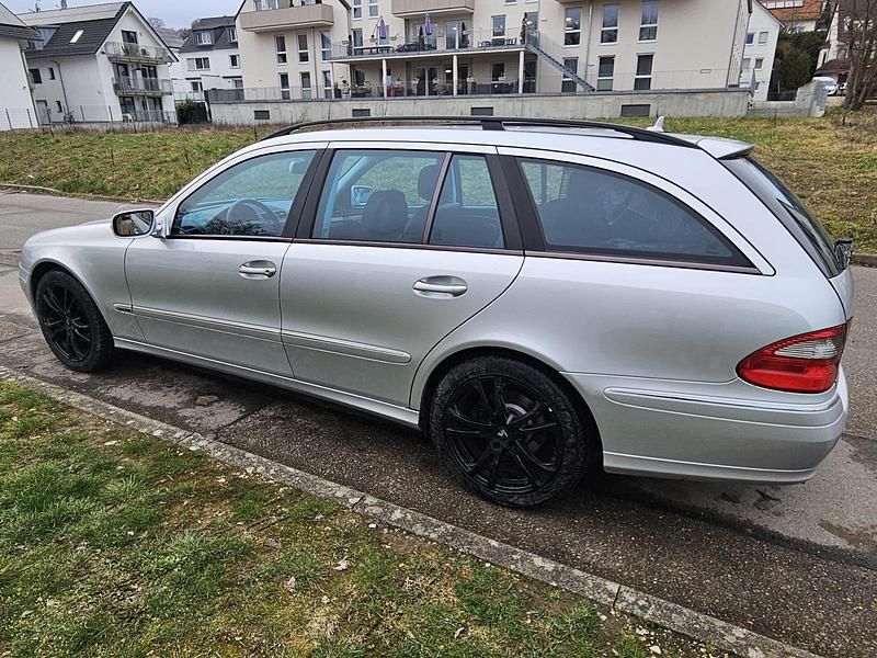 Gebraucht Mercedes E350 272 PS (200 kW) 2008 Silber Kombi
