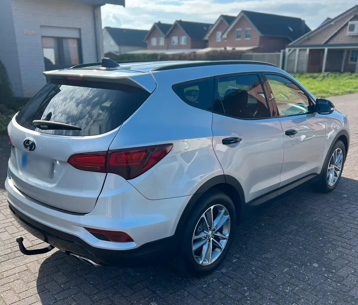 Gebraucht Hyundai Santa Fe 202 PS (148 kW) 2017 Silber SUV