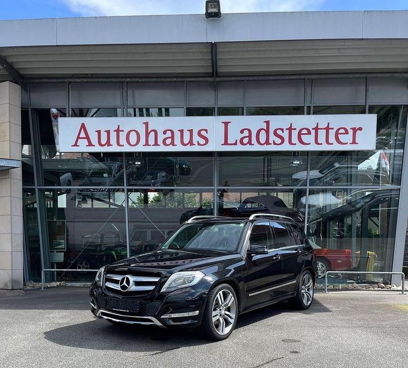 Schwarz Gebraucht 2013 Mercedes GLK350 SUV | 16.700 € (Fairer Preis) - Bild 1/4