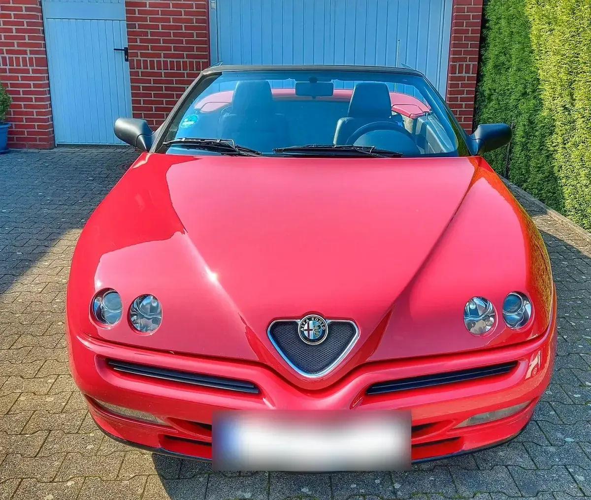 Käytetty Alfa Romeo Spider 144 HP (105 kW) 2000 Punainen Avoauto