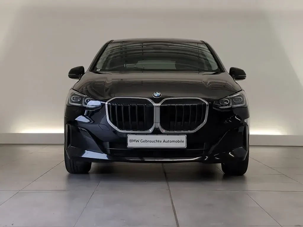 Gebraucht BMW 218 Active Tourer 150 PS (110 kW) 2023 Schwarz Van / Kleinbus