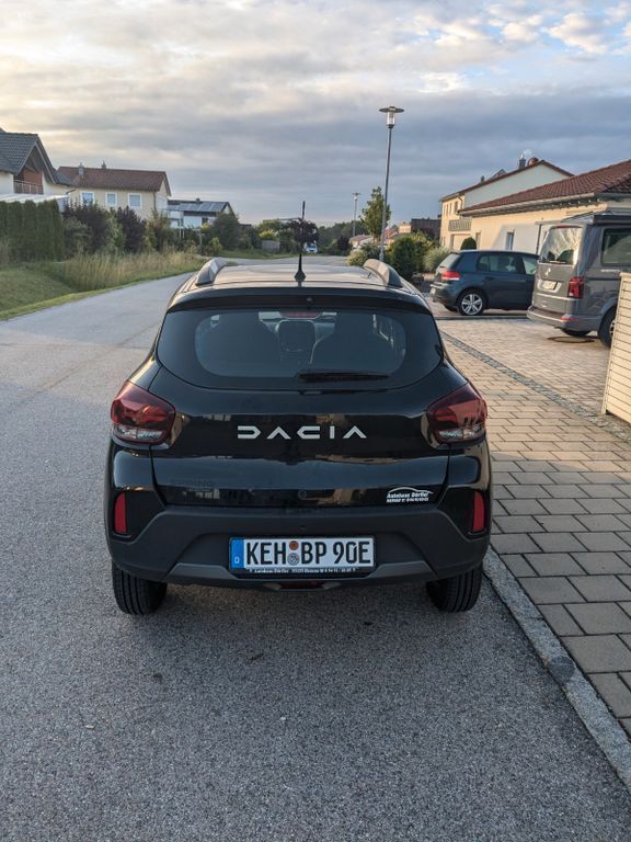 Gebraucht Dacia Spring Essentiel 33 kW (45 PS) 2022 Schwarz Kleinwagen