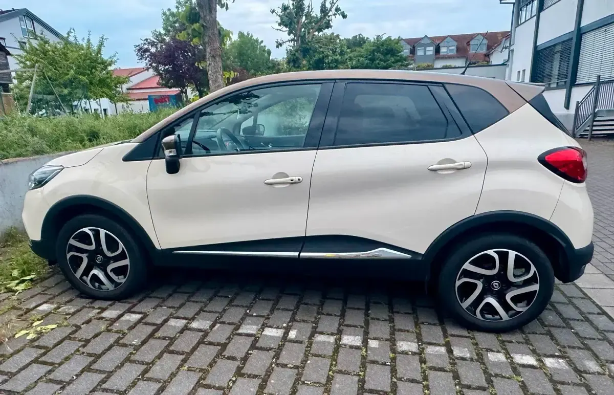 Gebraucht Renault Captur XMOD 118 PS (86 kW) 2017 Beige SUV