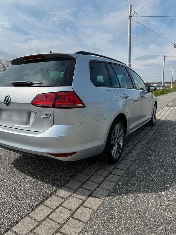 Gebraucht VW Golf VII 110 PS (80 kW) 2016 Silber Limousine