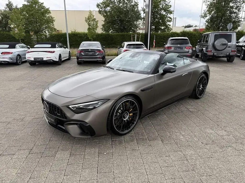 Gebraucht Mercedes SL63 AMG Night 585 PS (430 kW) 2023 Grau Cabrio