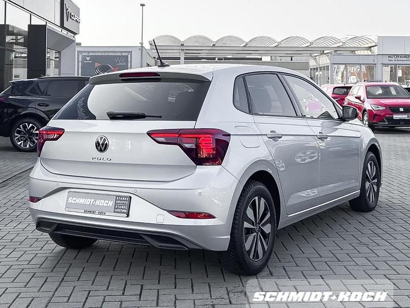 Gebraucht VW Polo Move 95 PS (69 kW) 2024 Reflexsilber (silber) Kleinwagen