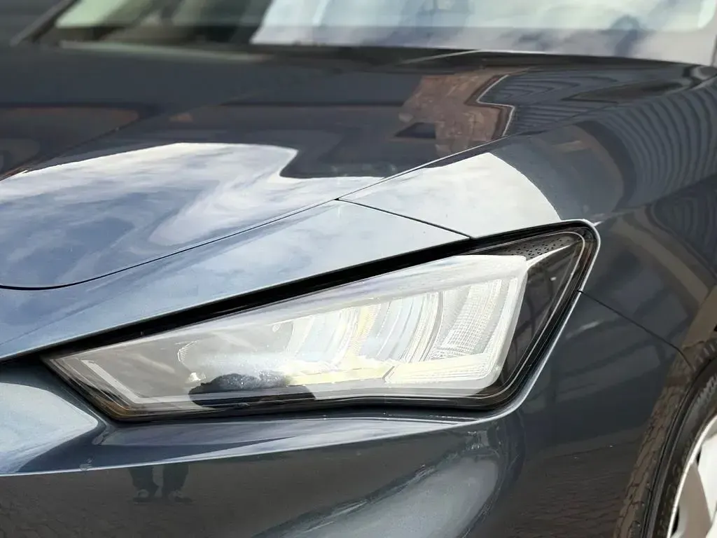 Gebraucht Seat Leon Style 150 PS (110 kW) 2021 Grau Limousine