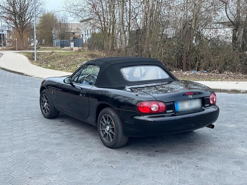 Gebraucht Mazda MX5 110 PS (80 kW) 2003 Schwarz Cabrio