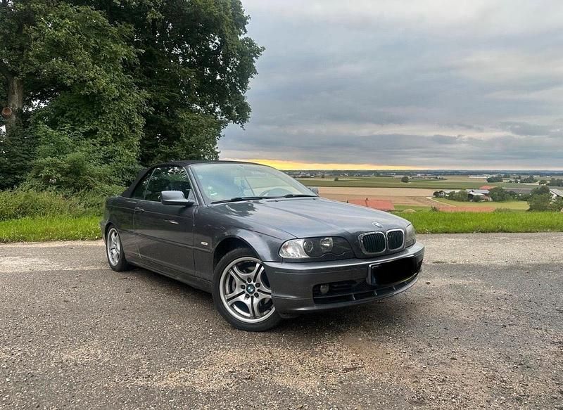 Gebraucht BMW 320 170 PS (125 kW) 2002 Grau Cabrio