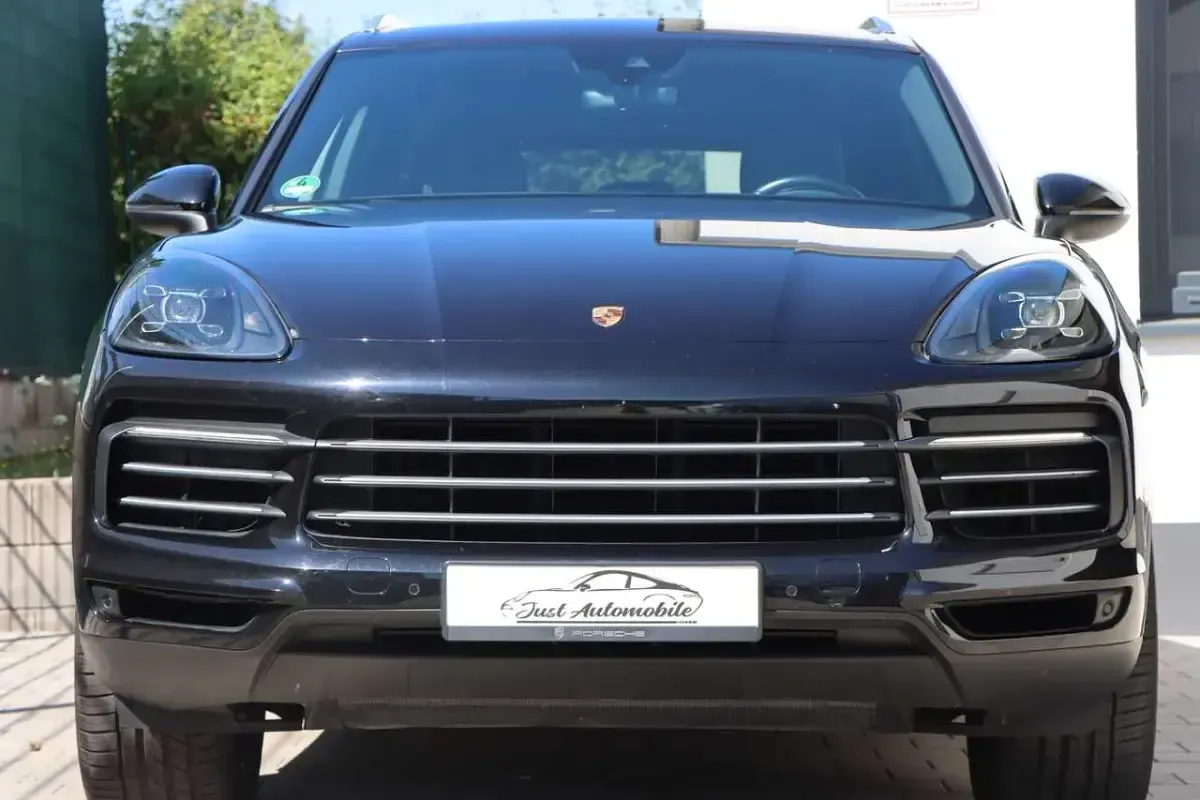 Gebraucht Porsche Cayenne Sport 340 PS (250 kW) 2018 Tiefschwarzmetallic SUV
