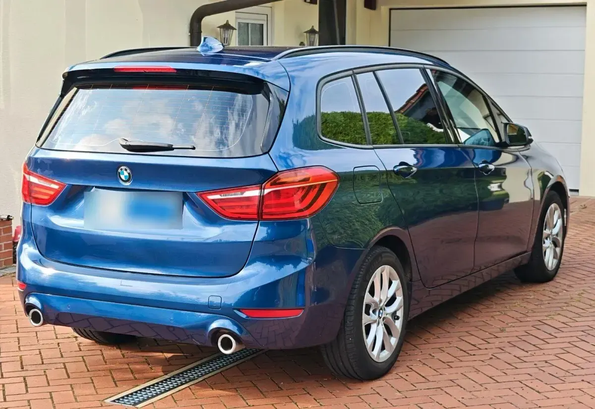 Gebraucht BMW 220 Gran Tourer 190 PS (139 kW) 2021 Blau Van / Kleinbus