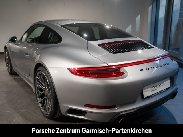 Gebraucht Porsche 911 Carrera 4 370 PS (272 kW) 2017 Gtsilbermetallic Coupé