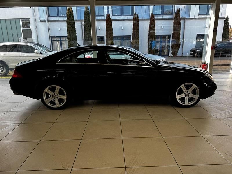Gebraucht Mercedes CLS350 292 PS (214 kW) 2007 Obsidianschwarz Coupé