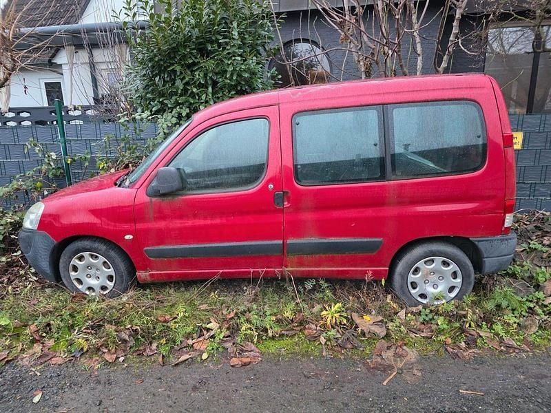 Gebraucht Peugeot Partner Filou 90 PS (66 kW) 2007 Rot Van / Kleinbus