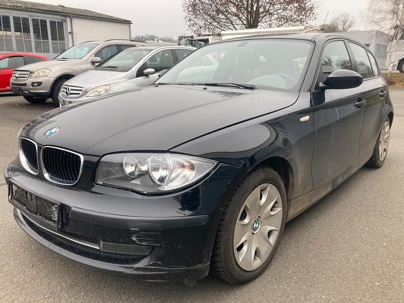 Schwarz Gebraucht 2008 BMW 116 Kleinwagen | 989 € (Superpreis) - Bild 1/4