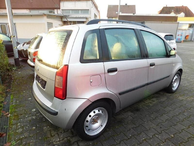 Gebraucht Fiat Idea Dynamic 95 PS (69 kW) 2004 Grau Van / Kleinbus
