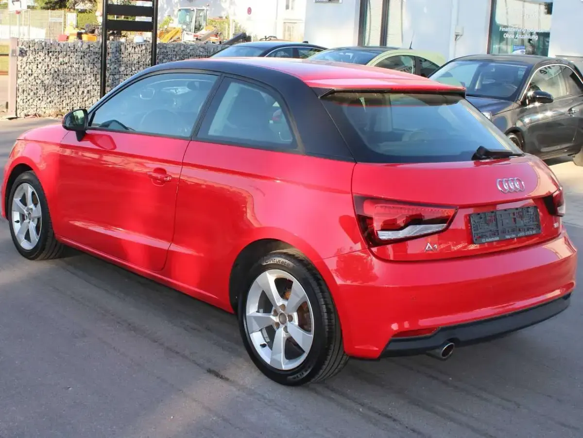 Gebraucht Audi A1 Sport 116 PS (85 kW) 2016 Misanorot perleffekt Kleinwagen