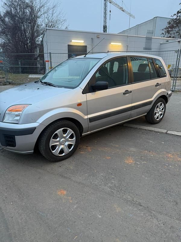 Gebraucht Ford Fusion 80 PS (58 kW) 2008 Silber Kleinwagen