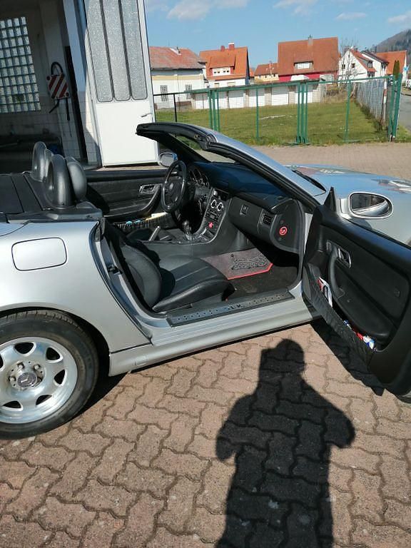 Silber Gebraucht 2001 Mercedes SLK200 Cabrio | 3.200 € (Guter Preis) - Bild 1/4