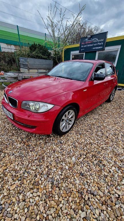 Gebraucht BMW 116 Advantage 122 PS (89 kW) 2011 Rot Kleinwagen