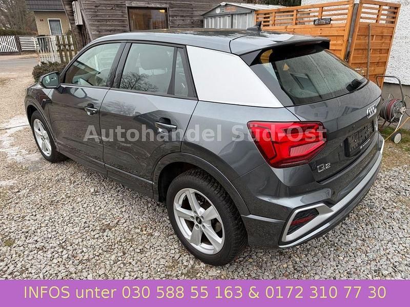 Gebraucht Audi Q2 S-Line 150 PS (110 kW) 2022 Grau SUV