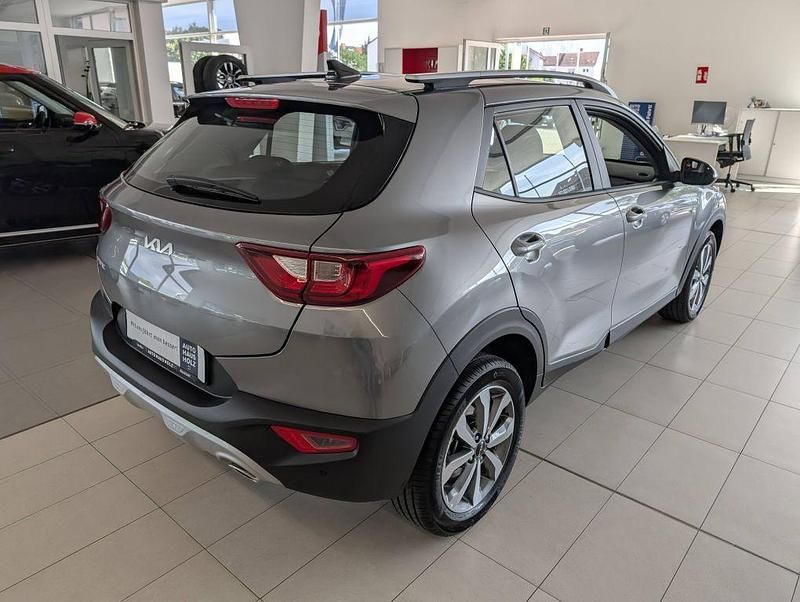 Neu Kia Stonic Vision 101 PS (74 kW) 2025 Astrograu SUV