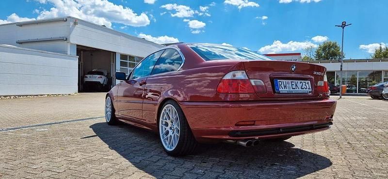 Rot Gebraucht 2000 BMW 330 Performance Coupé | 11.900 € (Fairer Preis) - Bild 1/4