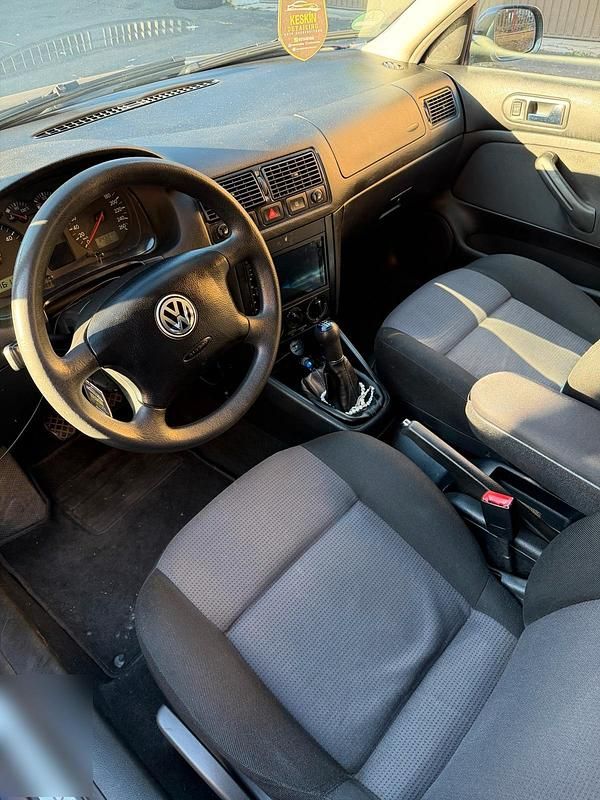 Gebraucht VW Golf IV 101 PS (74 kW) 2002 Blau Kleinwagen