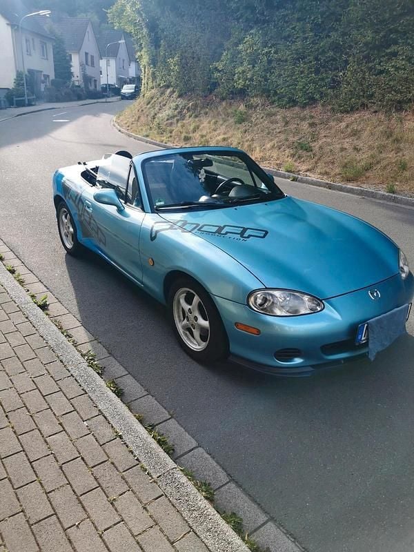 Blau Gebraucht 2001 Mazda MX5 Cabrio | 7.950 € - Bild 1/4