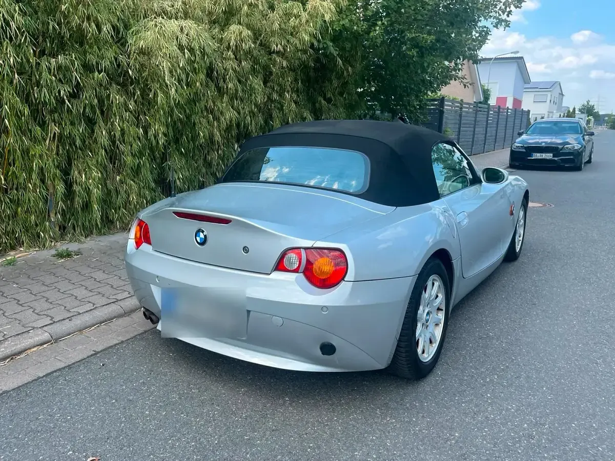 Gebraucht BMW Z4 191 PS (140 kW) 2004 Silber Cabrio