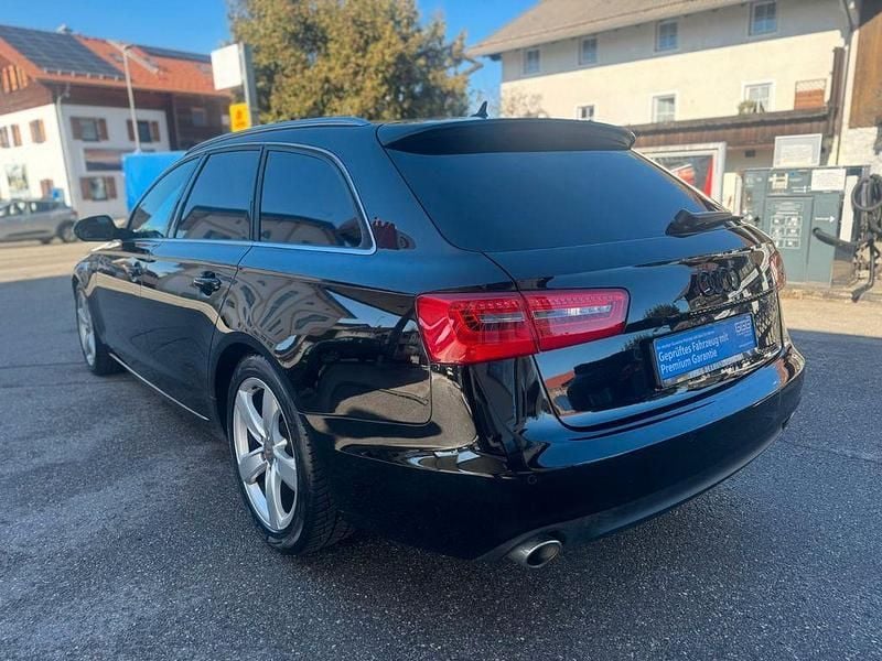 Gebraucht Audi A6 Ambiente 204 PS (150 kW) 2013 Schwarz Kombi