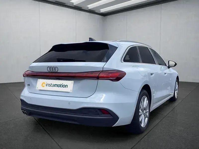 Gebraucht Audi A5 204 PS (150 kW) 2025 Weiß Kombi