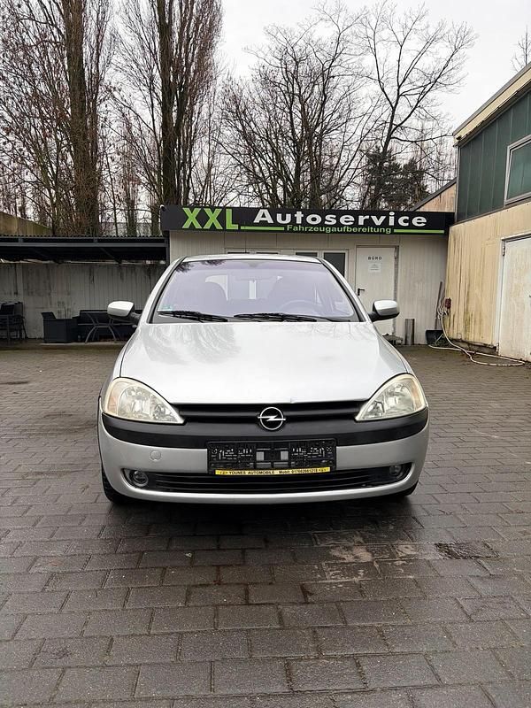 Gebraucht Opel Corsa 75 PS (55 kW) 2001 Silber Kleinwagen
