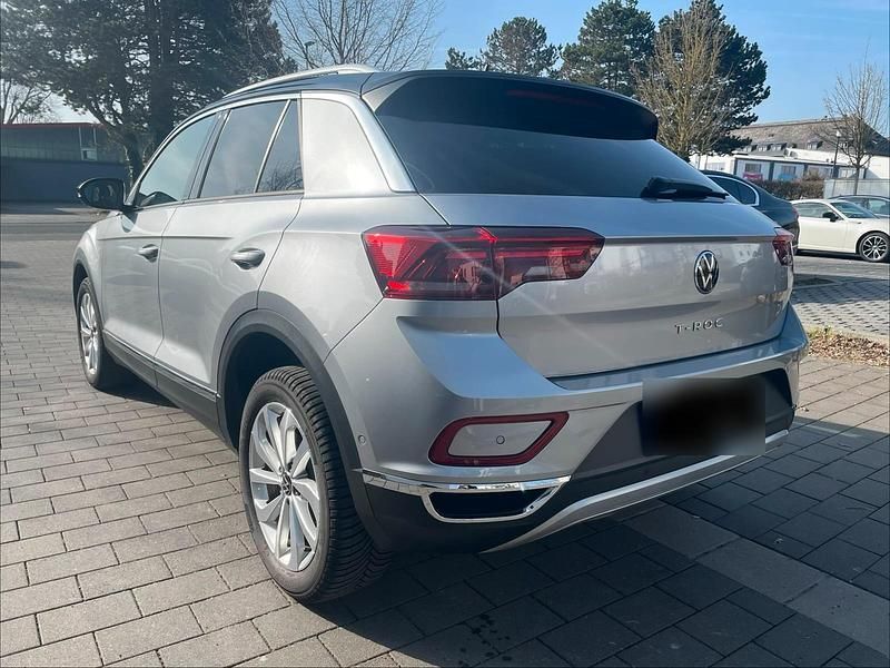 Gebraucht VW T-Roc Style 110 PS (80 kW) 2023 Silber SUV