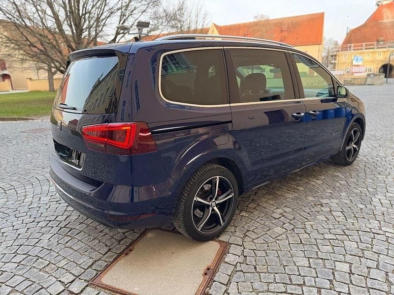 Gebraucht Seat Alhambra 4Drive 177 PS (130 kW) 2020 Van / Kleinbus